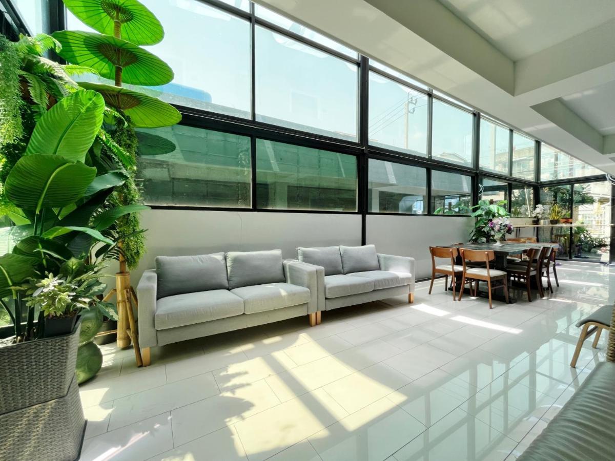 Roomquest Bangkok Don Mueang Airport Exterior photo